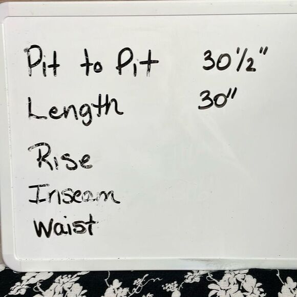 LANE BRYANT Ladies Floral Rayon 3/4 Sleeve Flowy Blouse Size 22/24 Black White - Picture 12 of 12